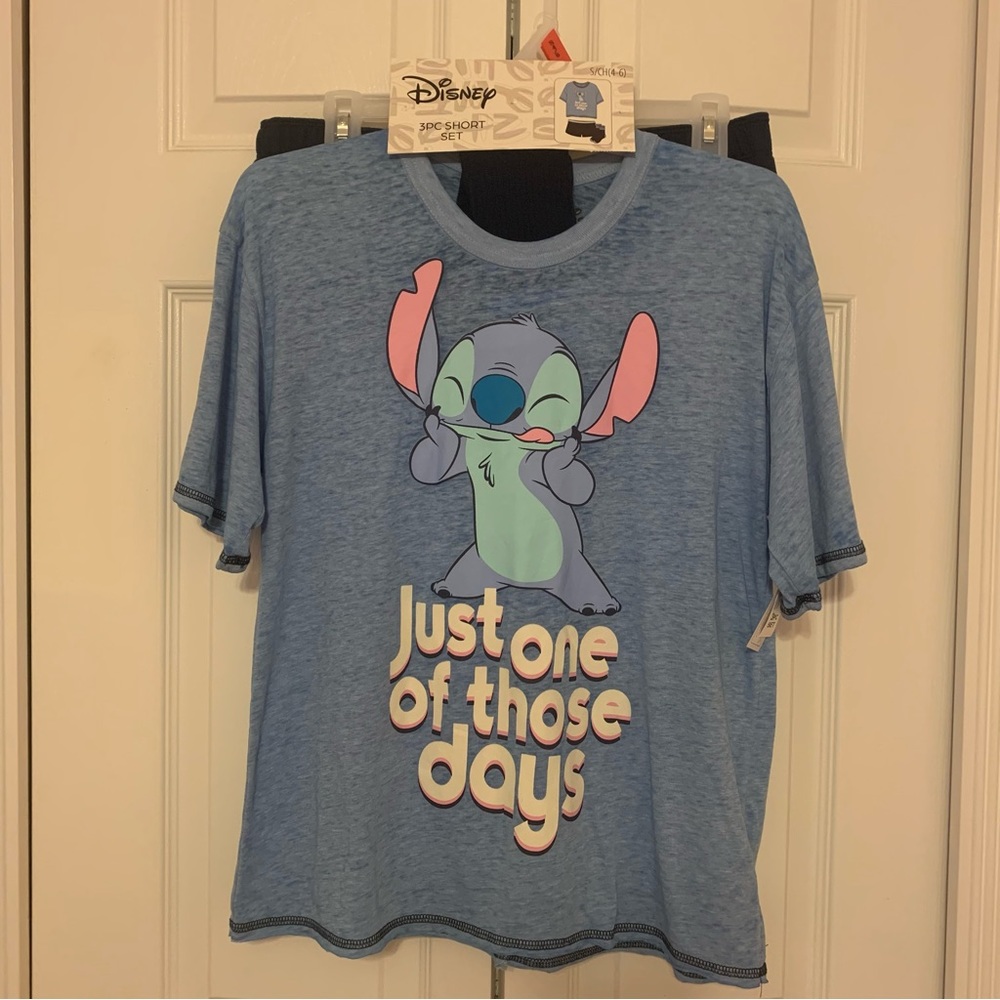 DISNEY Lilo and Stitch 3 Pcs Pj’s Set Top Shorts Socks Blue Women’s S 4/6 Comfy